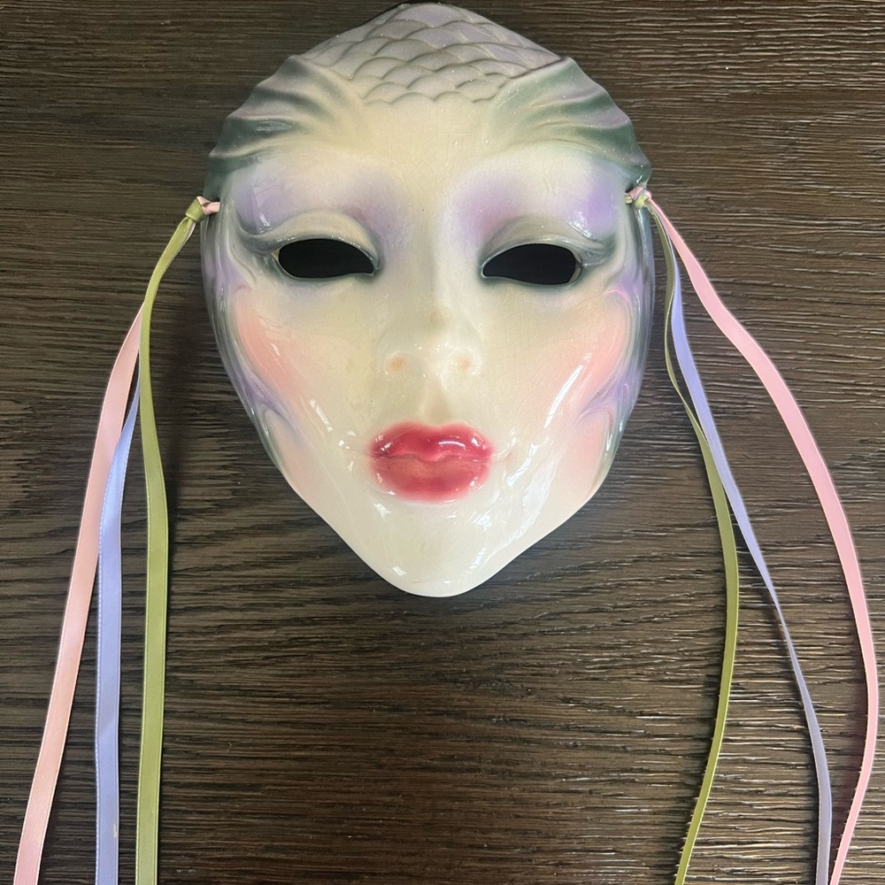 Vintage Art San Francisco USA Purple Pink Mermaid Fish Scale Mardi Gras Mask